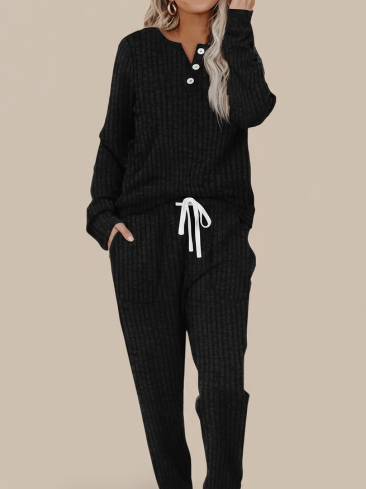THE COZY TWO PIECE LOUNGEWEAR SET
