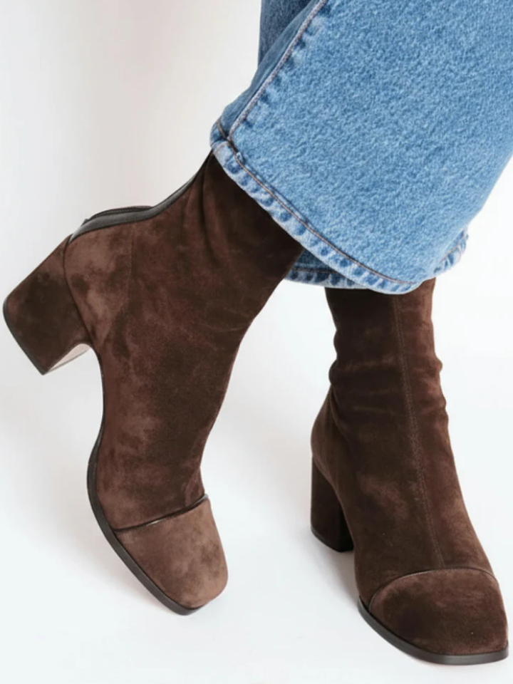 Ava | Stylish Heeled Boots