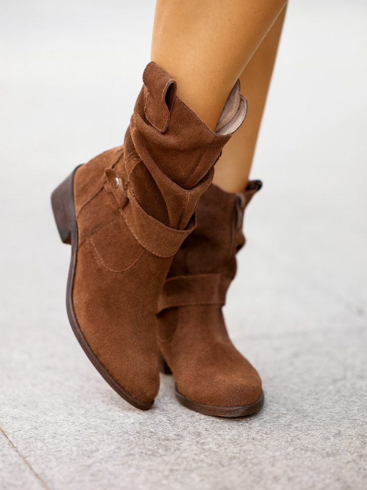 THE SAVANNAH ORTHOPEDIC BOOTS