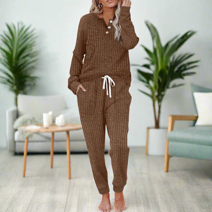 THE COZY TWO PIECE LOUNGEWEAR SET