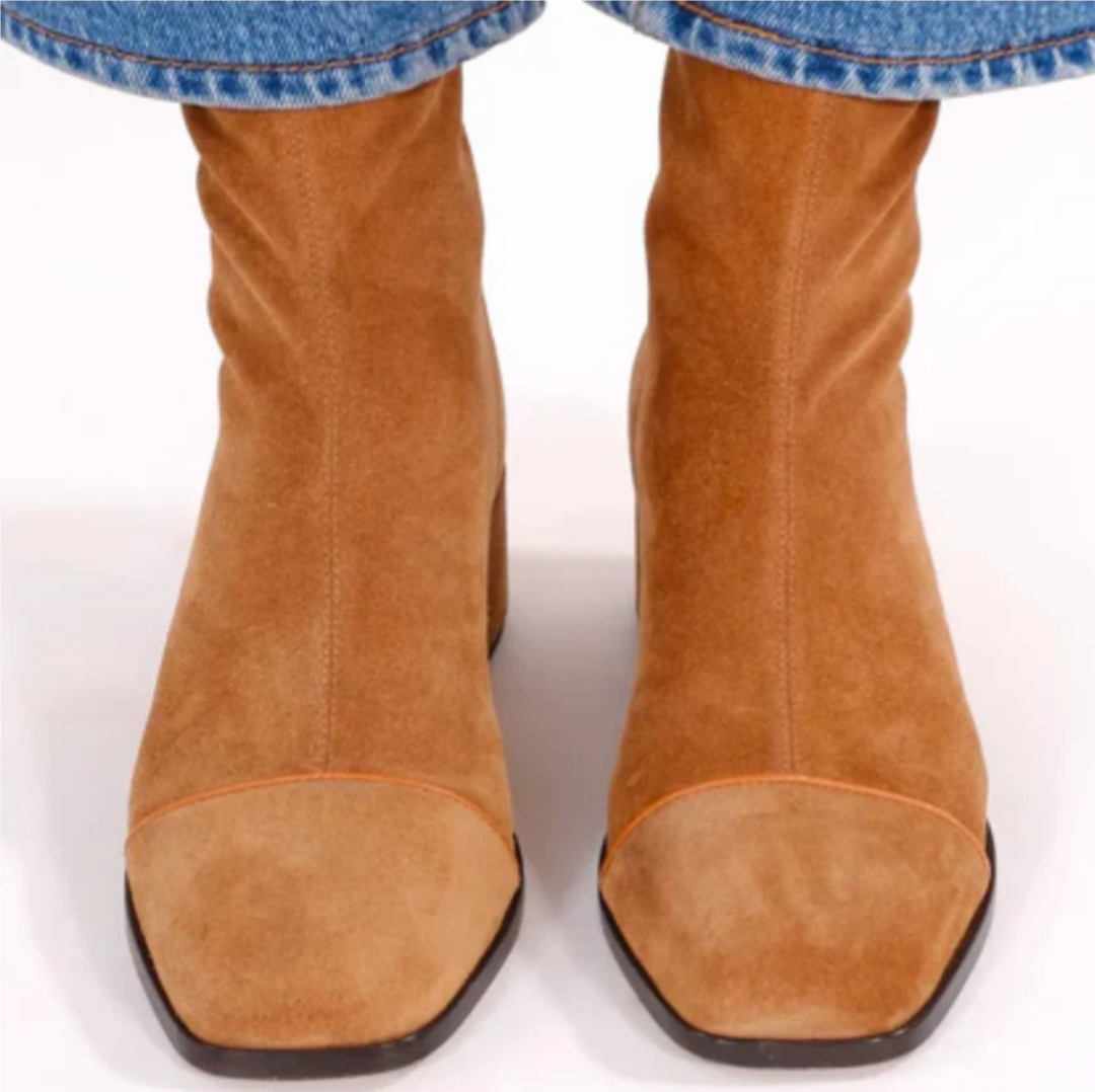 Eva | Stylish Heeled Boots