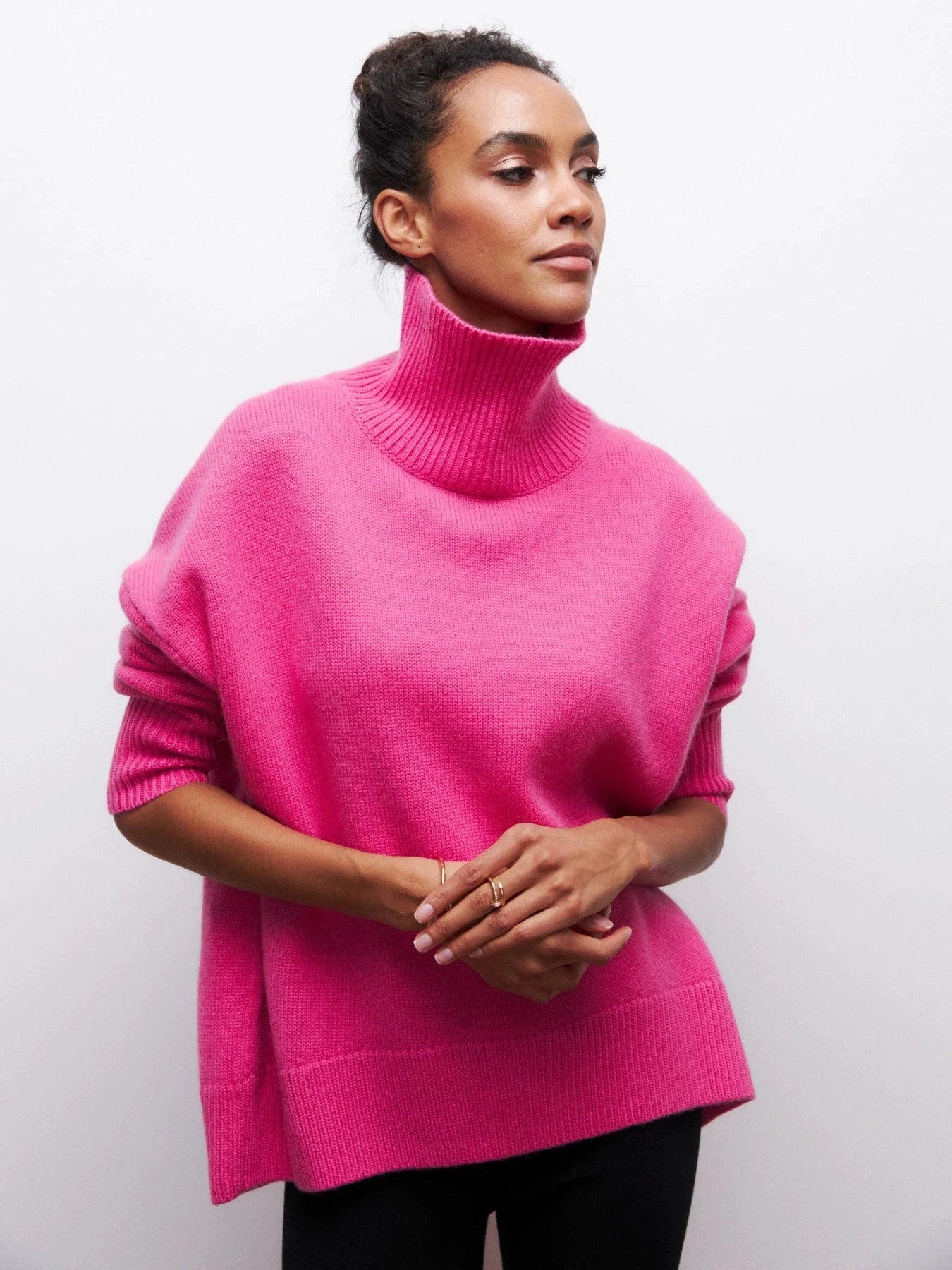 BELLA | TURTLENECK SWEATER